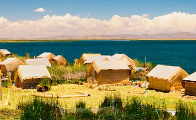 Lago titicaca e suas ilhas flutuantes